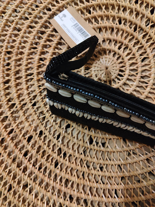 425001 Schelpen tasje in zwart grijs en beige