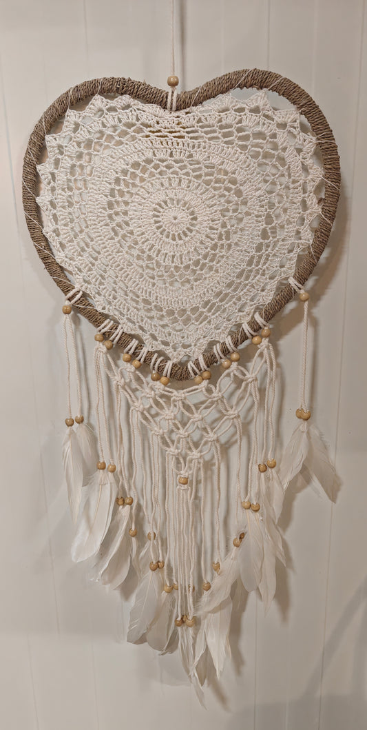 425427 Macrame hart dromenvanger 30 cm